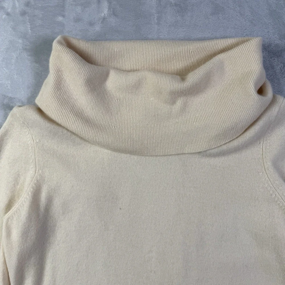 Charter‎ Club 100% Two Ply Cashmere Sweater Women's Small Ivory Beige Turtleneck